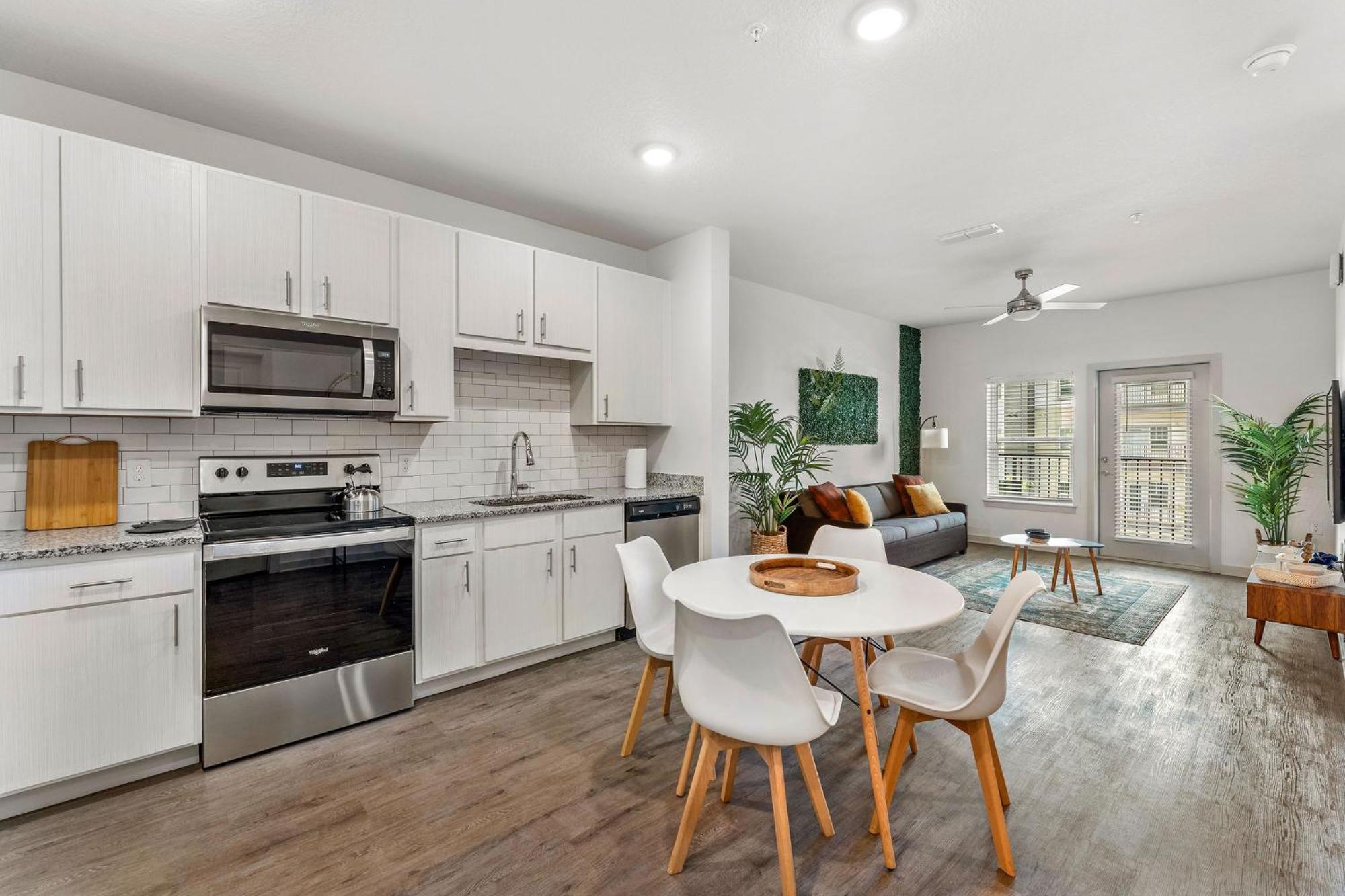 Complete Lush Green Apartment 10 Min To Parks Pets Allowed, Resort-Style Amenities Orlando Exterior foto
